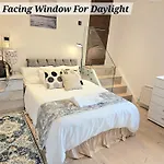 Entire Studio In Central London